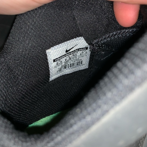 Nike sneakers - Picture 4 of 5